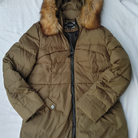 Valuker Olvide Green Down Coat With Fur Hood - Picture 5 of 10